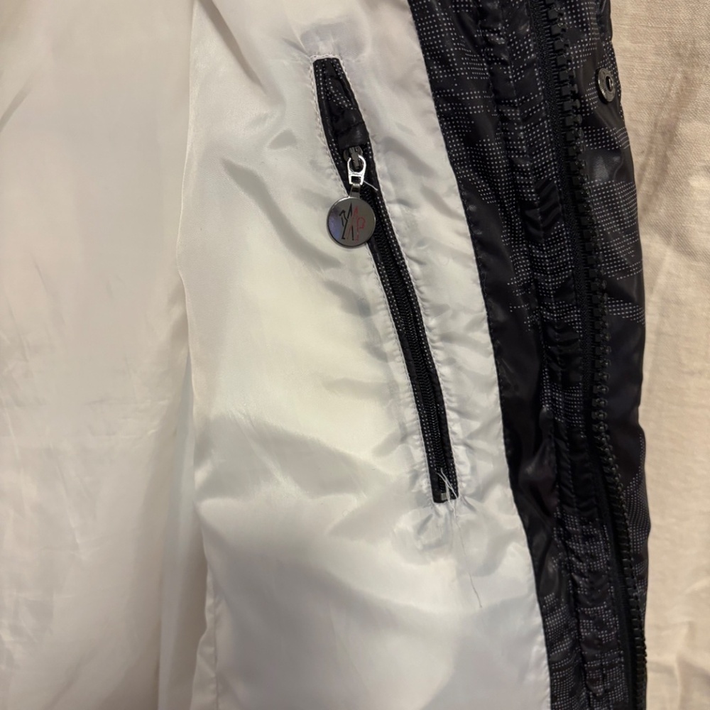 Moncler Down Puffer Ski Jacket - image 8